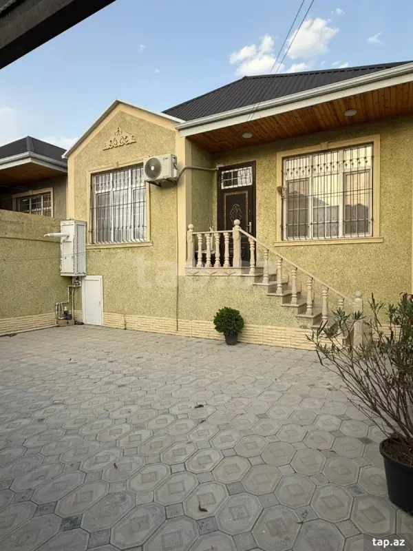 Kirayə verilir 3 otaqlı həyət evi 100 m²