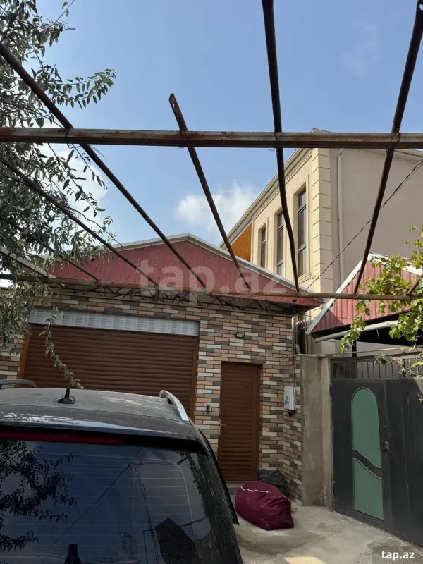 Satılır 4 otaqlı həyət evi 220 m²
