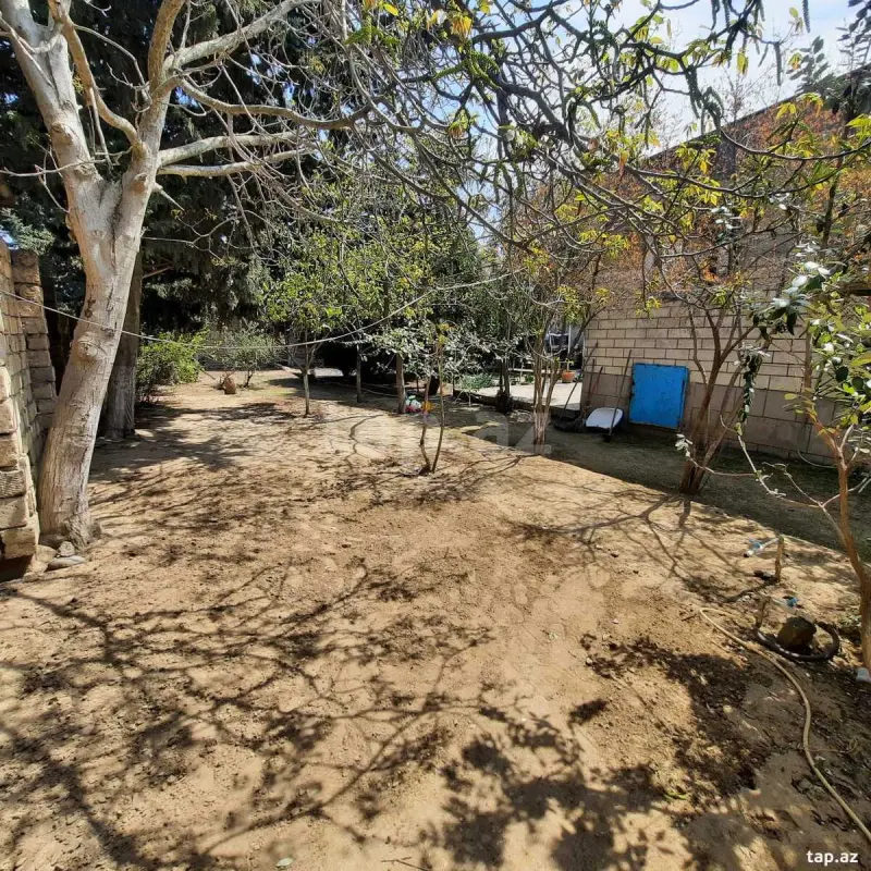 Satılır 4 otaqlı həyət evi 135 m²
