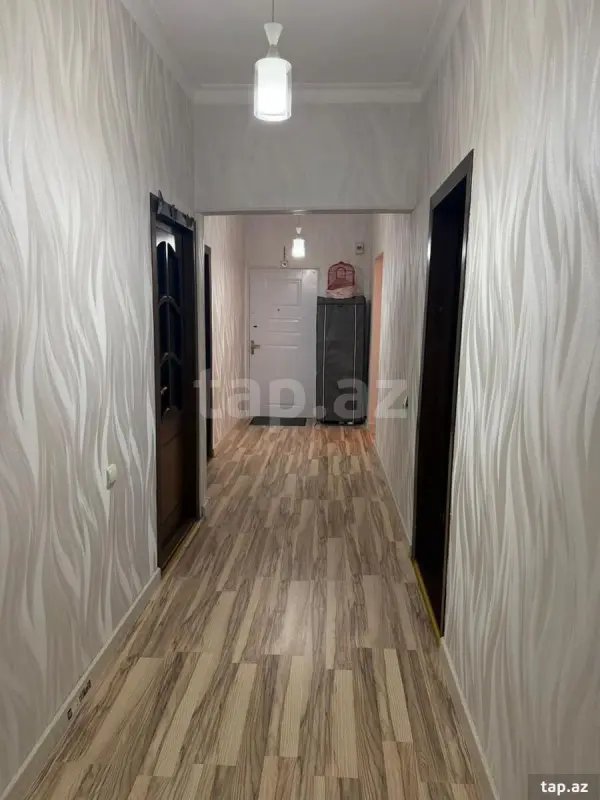 Satılır 4 otaqlı mənzil 150 m²