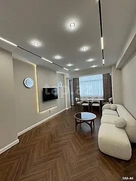 Kirayə verilir 3 otaqlı yeni tikili 130 m² — Bakı 3 otaq 130.00 m²