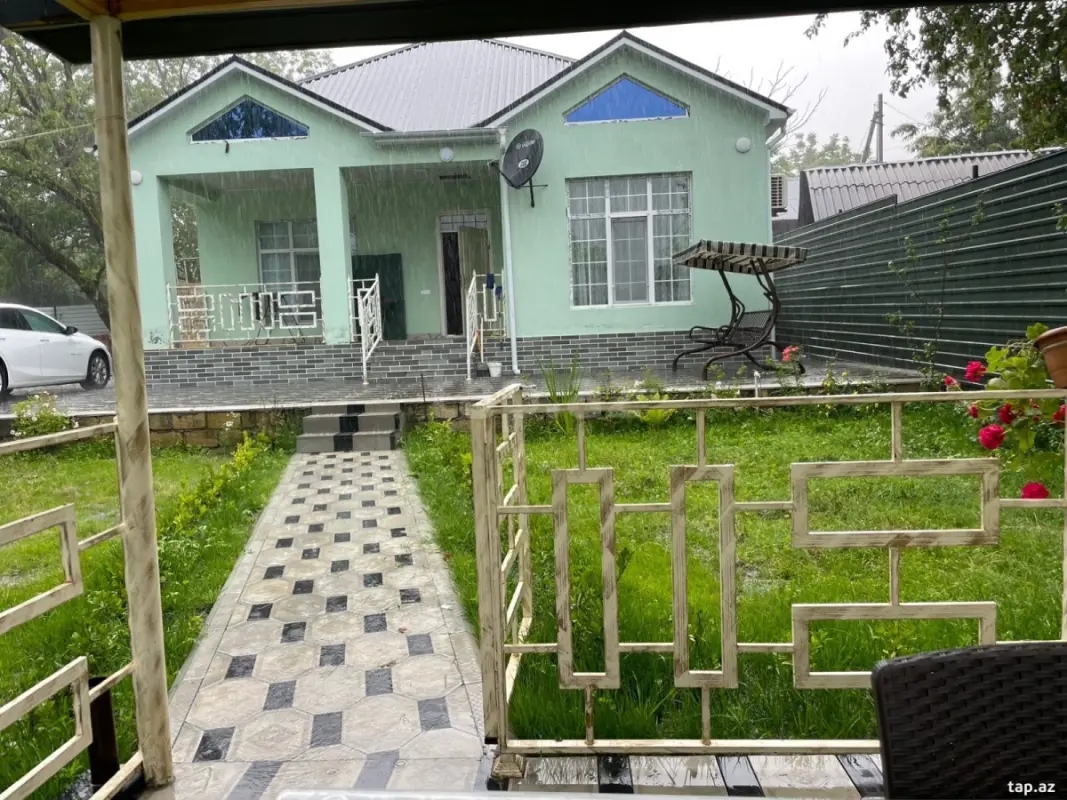 Kirayə verilir 4 otaqlı həyət evi 110 m²
