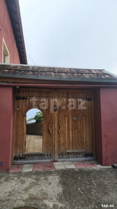 Kirayə verilir 4 otaqlı həyət evi 200 m²
