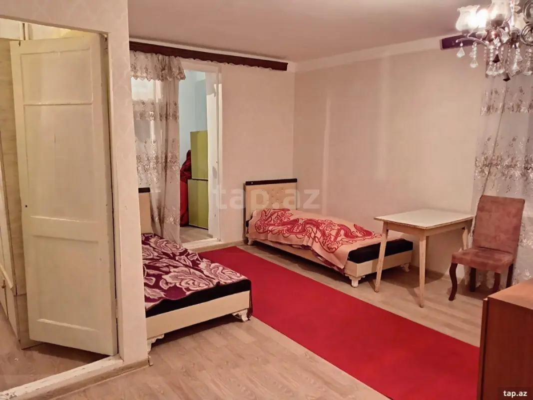 Satılır 1 otaqlı mənzil 35 m²