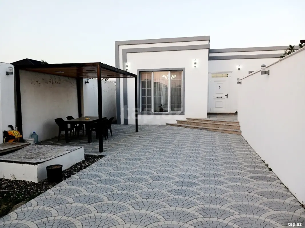 Satılır 3 otaqlı həyət evi 93 m²