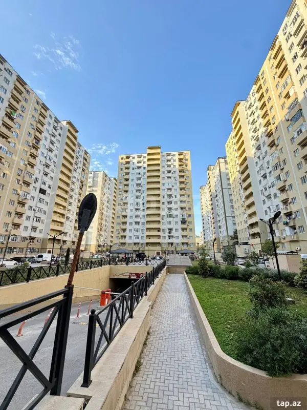 Satılır 2 otaqlı yeni tikili 65 m²
