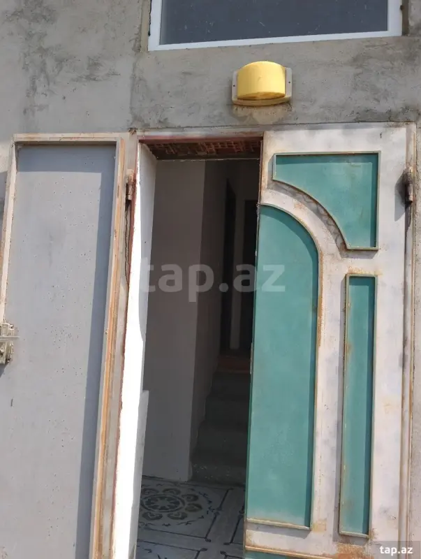 Satılır 3 otaqlı həyət evi 10 m²