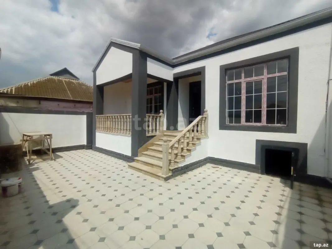 Satılır 3 otaqlı həyət evi 90 m²