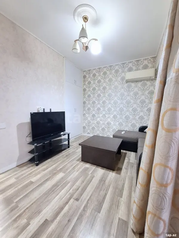 Satılır 2 otaqlı yeni tikili 45 m²