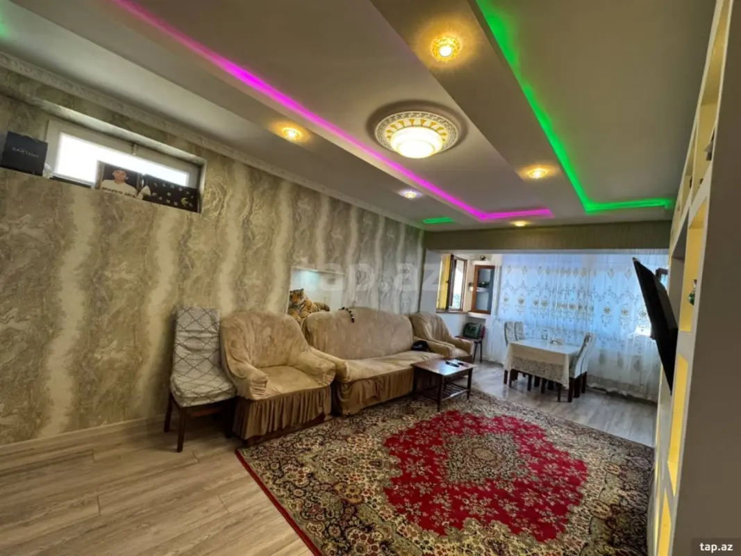 Satılır 3 otaqlı yeni tikili 70 m²