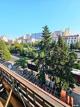 Satılır 3 otaqlı mənzil 70 m² — Bakı 3 otaq 70.00 m²