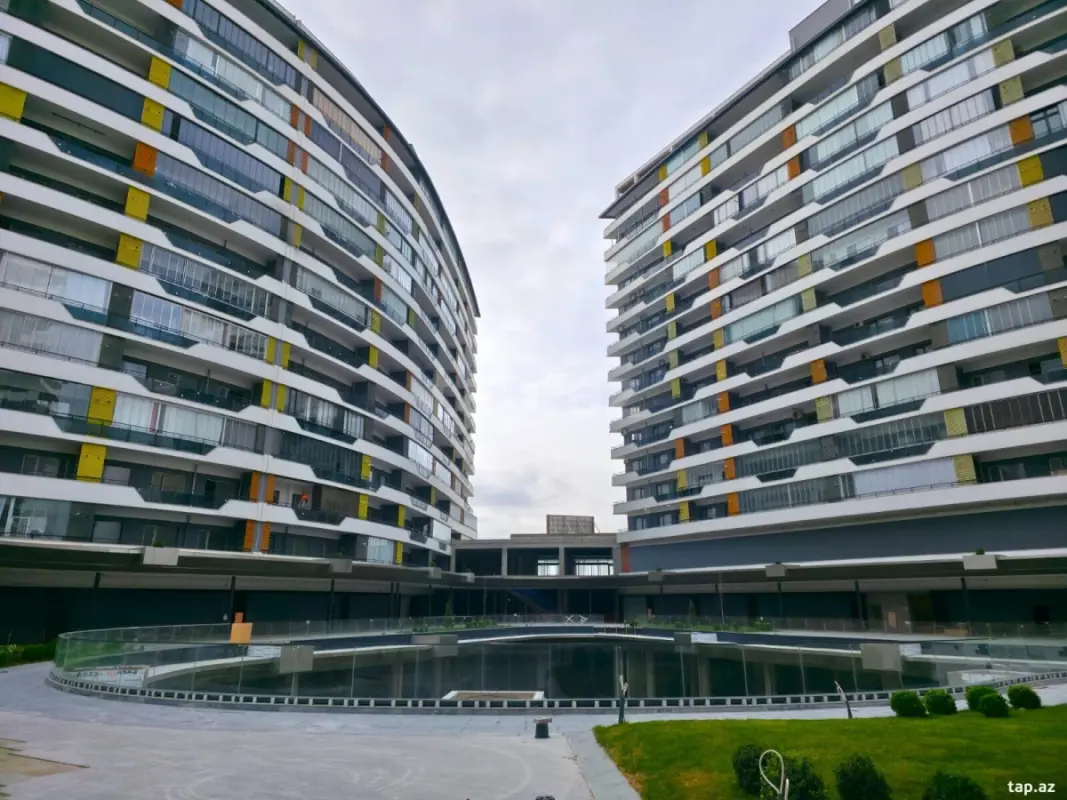 Satılır 2 otaqlı yeni tikili 79.38 m²
