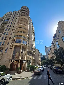 Satılır 4 otaqlı yeni tikili 178 m² — Bakı, İçərişəhər 4 otaq 178.00 m²