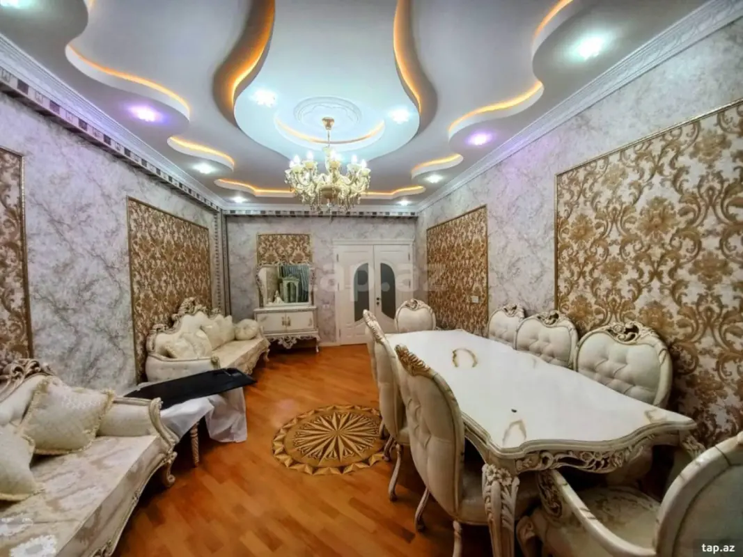 Kirayə verilir 4 otaqlı yeni tikili 200 m²