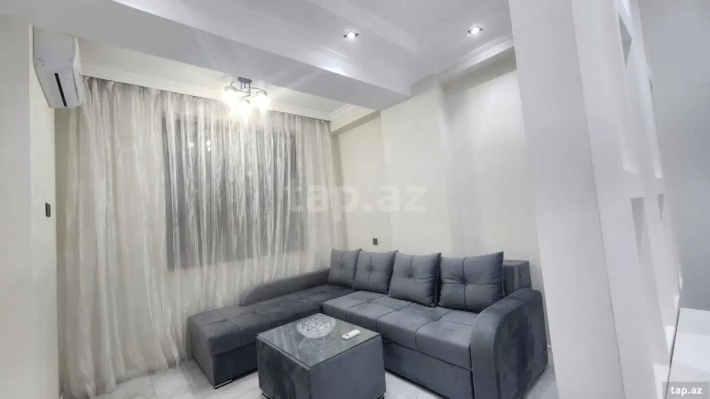 Kirayə verilir 2 otaqlı yeni tikili 49 m²