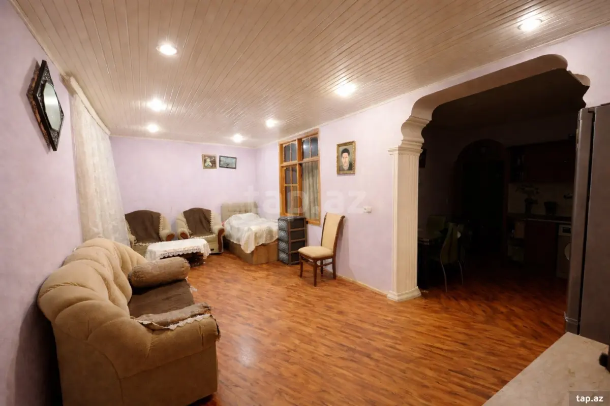 Satılır 2 otaqlı mənzil 80 m²