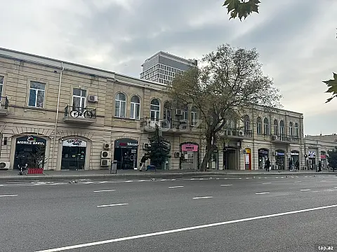 Satılır obyekt — Bakı