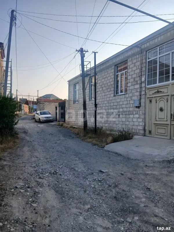 Satılır 5 otaqlı həyət evi 170 m²