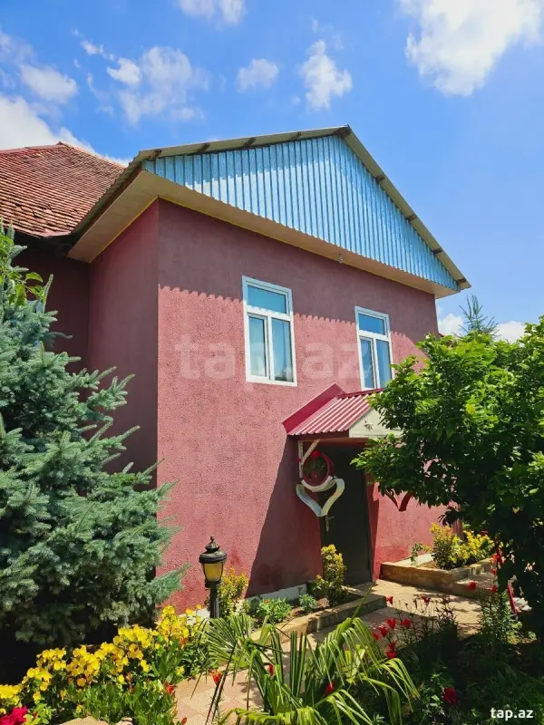 Kirayə verilir 4 otaqlı həyət evi 120 m²