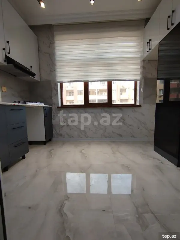 Satılır 3 otaqlı yeni tikili 90 m²