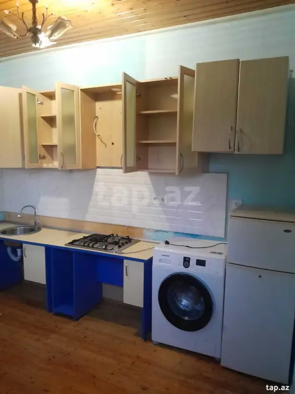 Kirayə verilir 2 otaqlı həyət evi 60 m²