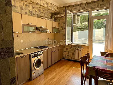 Kirayə verilir 2 otaqlı yeni tikili 70 m² — Bakı 2 otaq 70.00 m²