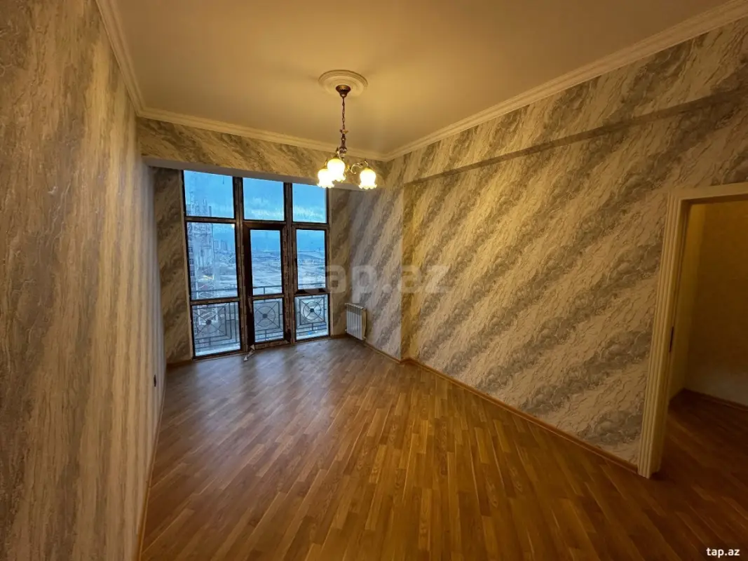 Kirayə verilir 3 otaqlı yeni tikili 125 m²
