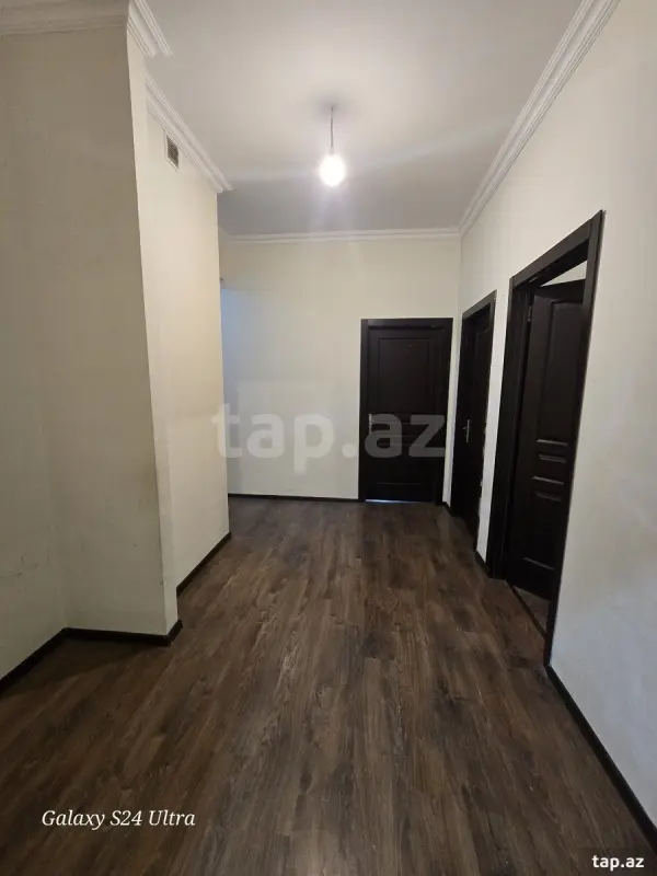 Kirayə verilir 3 otaqlı yeni tikili 70 m²