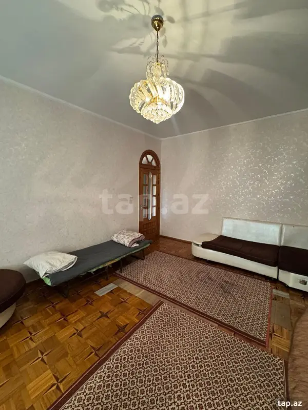 Kirayə verilir 3 otaqlı mənzil 170 m²