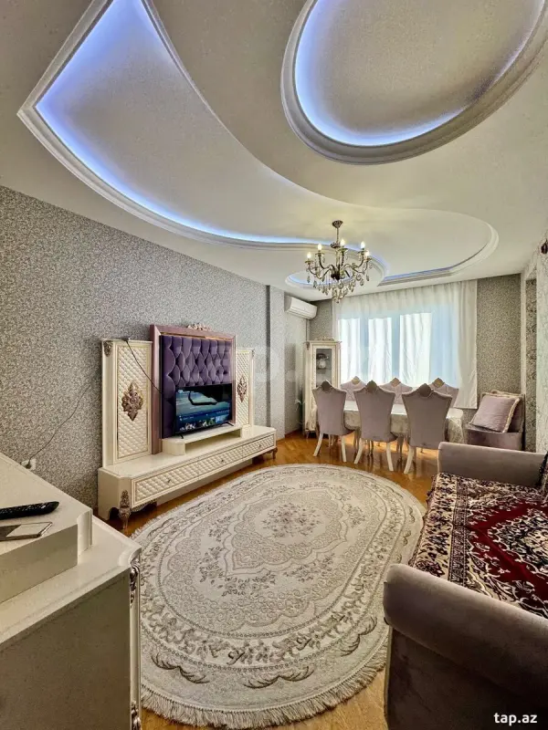 Kirayə verilir 3 otaqlı yeni tikili 100 m²