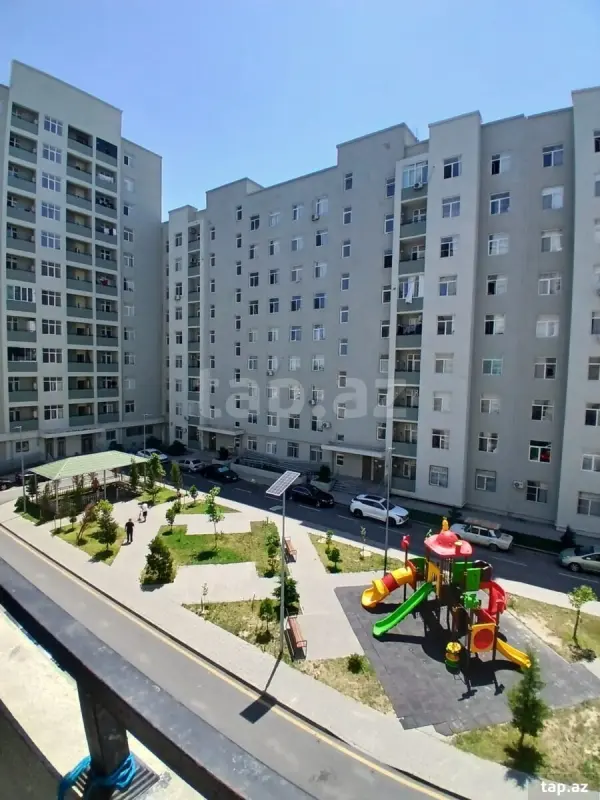 Kirayə verilir 4 otaqlı yeni tikili 90 m²