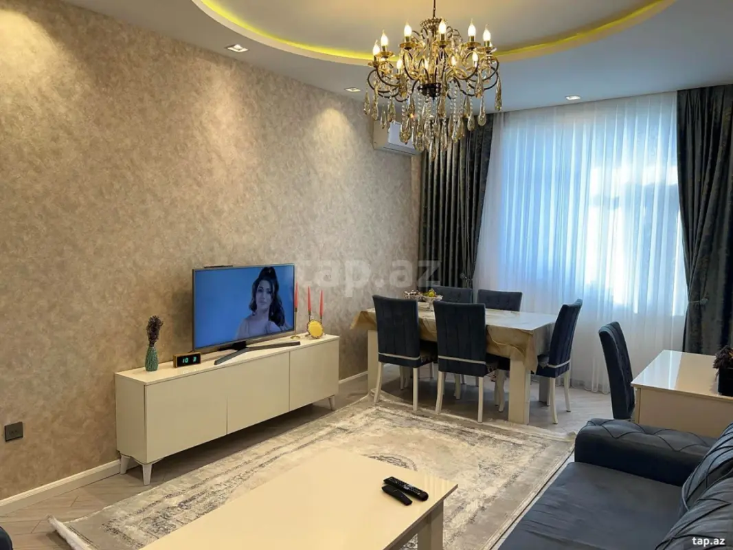 Kirayə verilir 2 otaqlı yeni tikili 70 m²