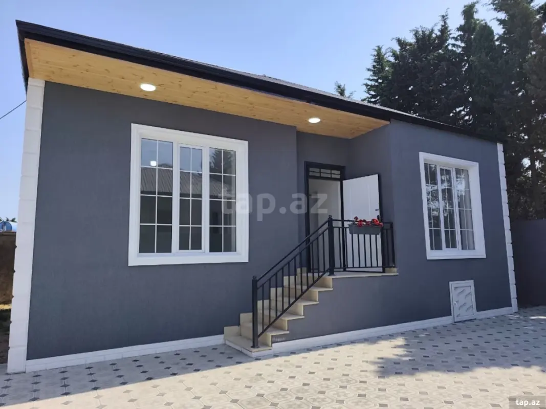 Satılır 4 otaqlı həyət evi 100 m²
