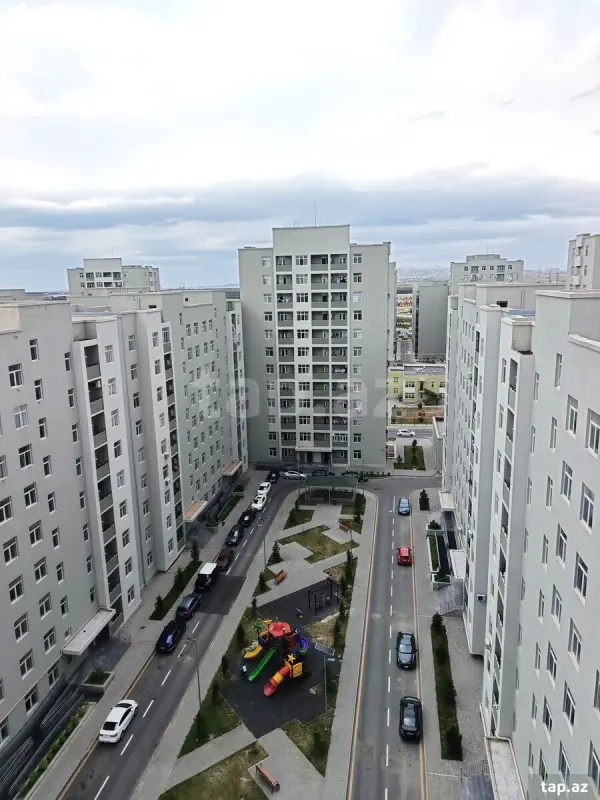 Satılır 3 otaqlı yeni tikili 77 m²