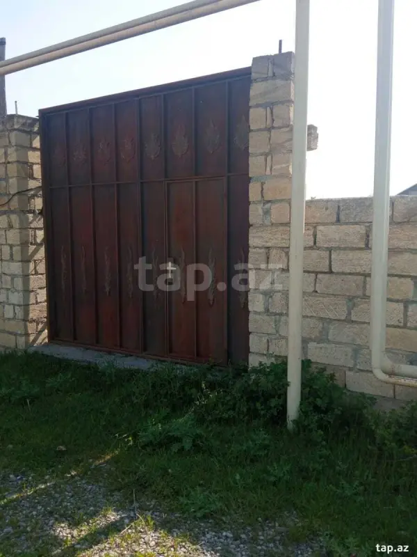 Satılır 4 otaqlı həyət evi 150 m²