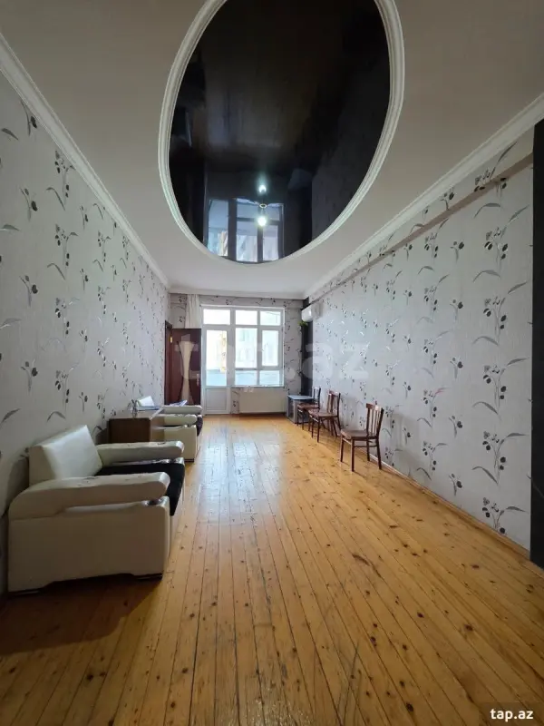 Kirayə verilir 2 otaqlı yeni tikili 65 m²
