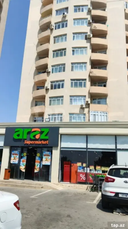 Satılır 3 otaqlı yeni tikili 80 m²