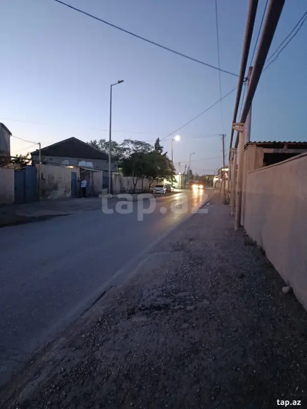 Satılır 4 otaqlı həyət evi 2 m²
