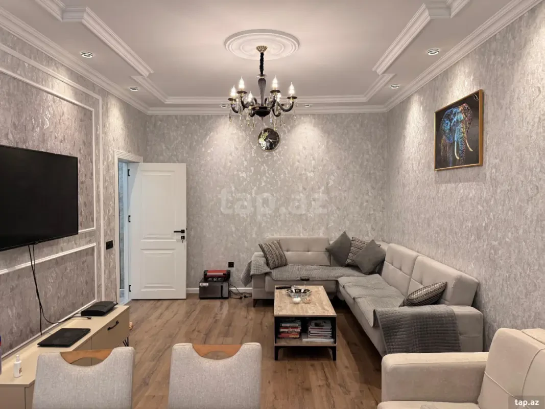 Kirayə verilir 2 otaqlı yeni tikili 65 m²