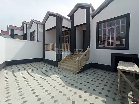 Satılır 3 otaqlı həyət evi 90 m² — Bakı 3 otaq 90.00 m²