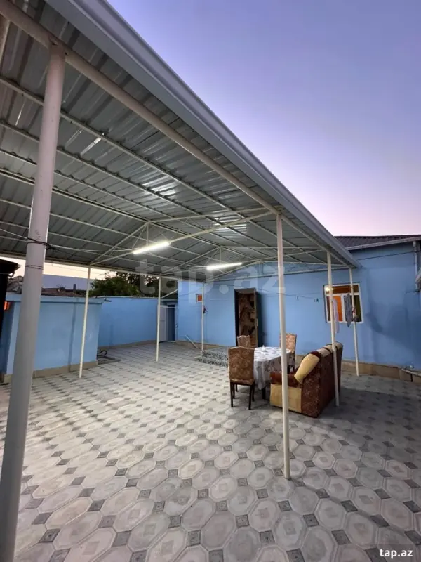 Satılır 3 otaqlı həyət evi 100 m²