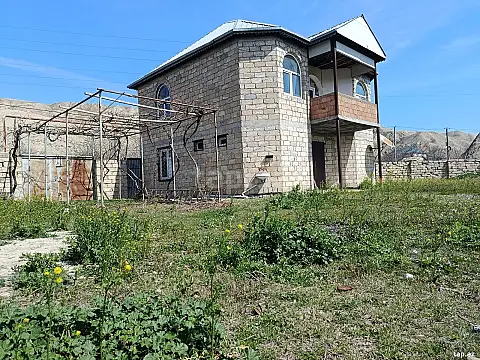 Satılır 5 otaqlı həyət evi 100 m² — Mingəçevir 5 otaq 100.00 m²
