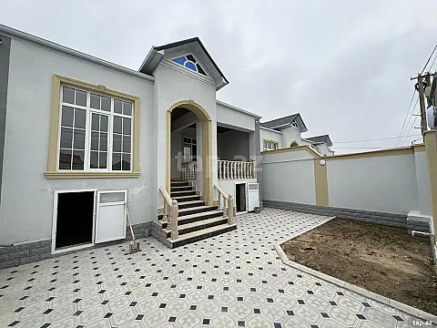 Satılır 3 otaqlı həyət evi 100 m² — Bakı 3 otaq 100.00 m²