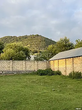 Satılır torpaq sahəsi — Qəbələ