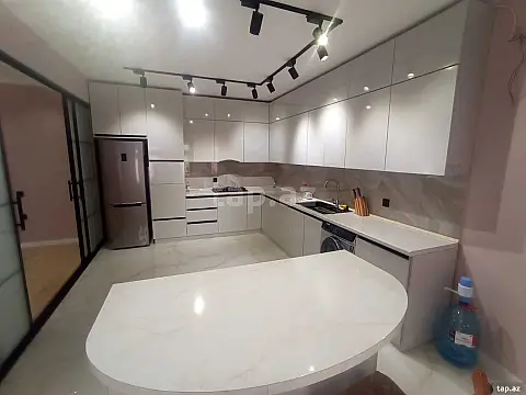 Satılır 6 otaqlı həyət evi 250 m² — Bakı, Buzovna 6 otaq 250.00 m²