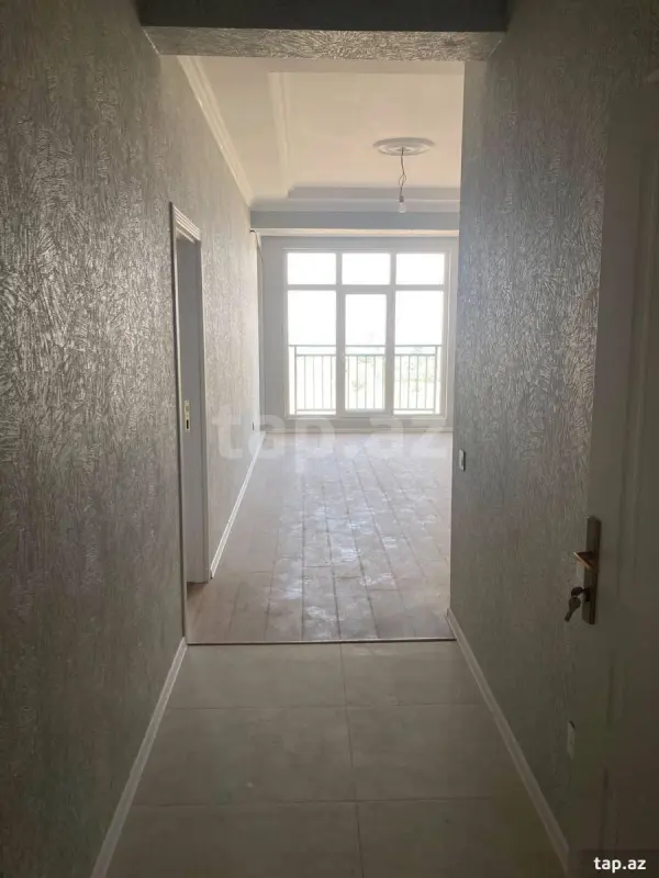 Satılır 2 otaqlı yeni tikili 64 m²