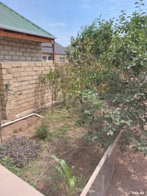 Satılır 4 otaqlı həyət evi 110 m²