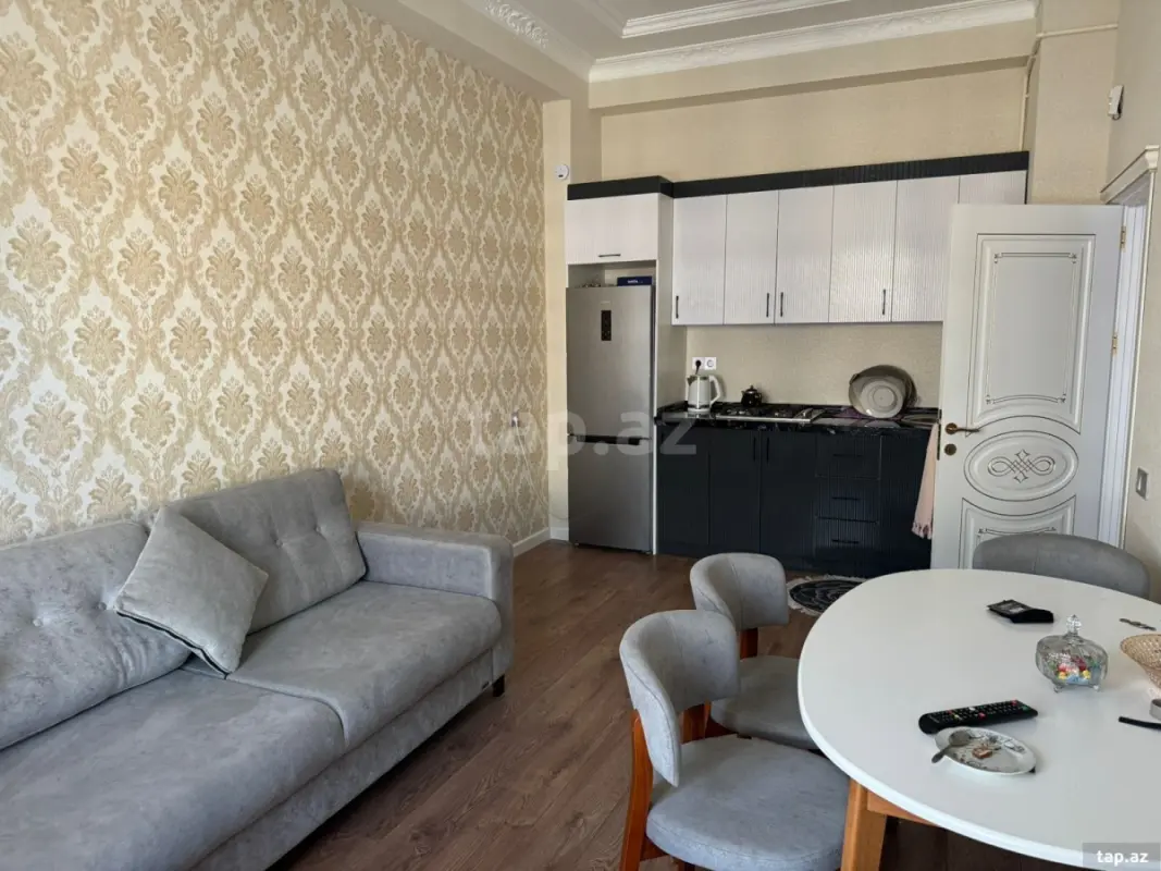 Kirayə verilir 2 otaqlı yeni tikili 42.2 m²