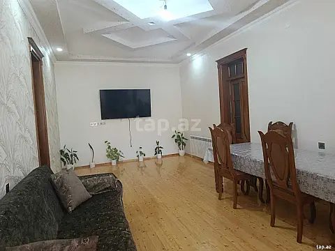 Kirayə verilir 4 otaqlı həyət evi 120 m² — Qax 4 otaq 120.00 m²