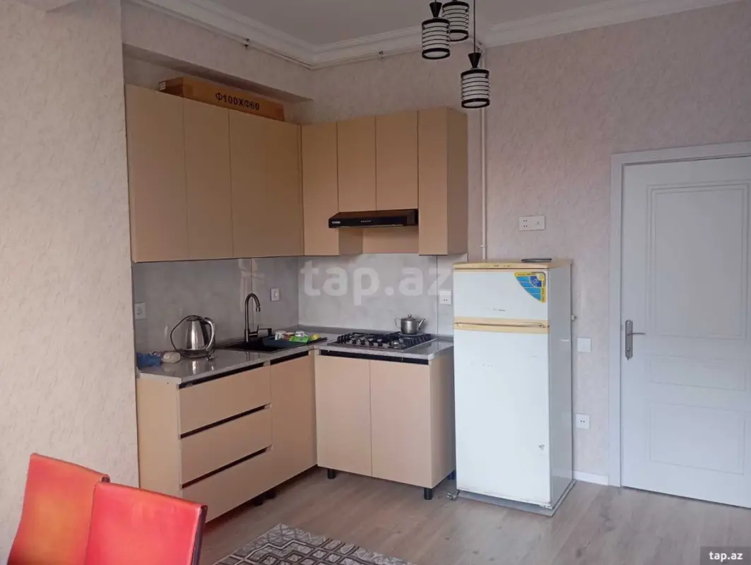 Kirayə verilir 2 otaqlı yeni tikili 85 m²